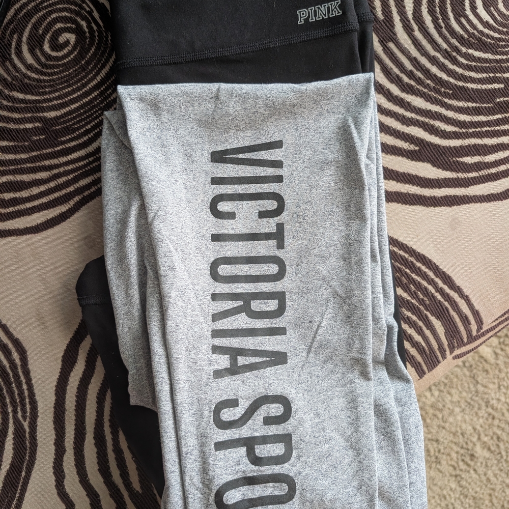 2 Pairs Of VICTORIA'S SECRET LEGGINGS... SELLING AS A SET!